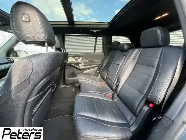 Mercedes-Benz GLS 400