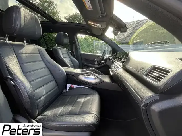 Mercedes-Benz GLS 400