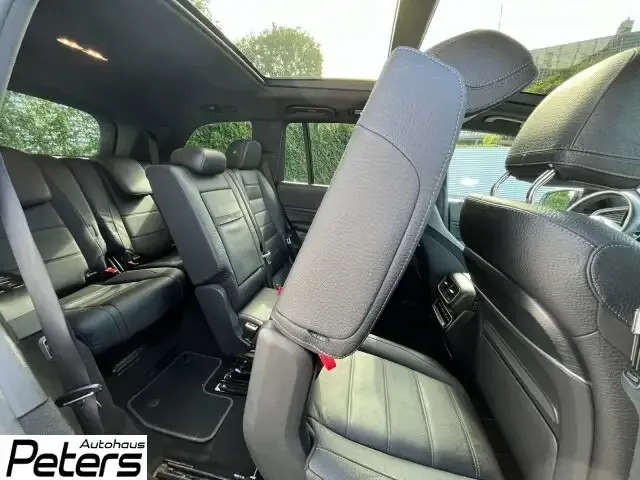 Mercedes-Benz GLS 400