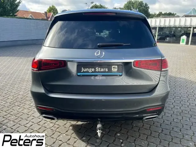 Mercedes-Benz GLS 400