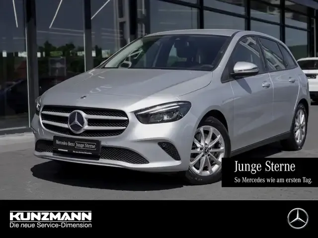 Mercedes-Benz B 250