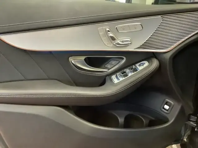 Mercedes-Benz EQC 400