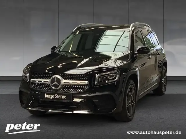 Mercedes-Benz GLB 220