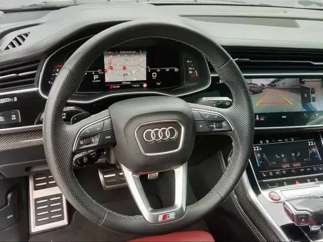 Audi SQ8