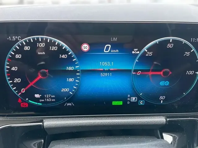 Mercedes-Benz EQA 250