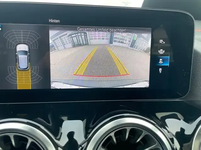 Mercedes-Benz EQA 250