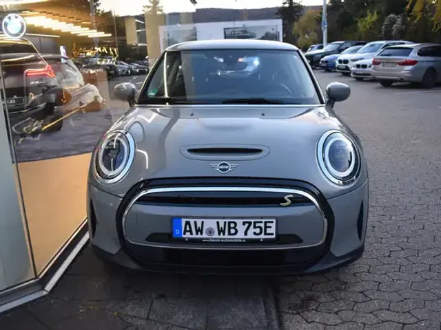 MINI Cooper SE