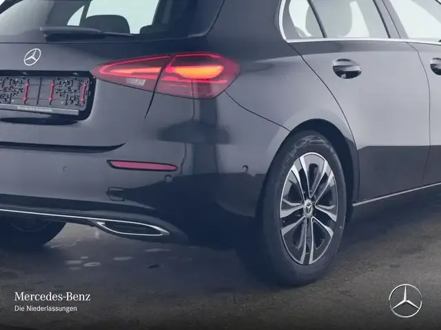 Mercedes-Benz A 220
