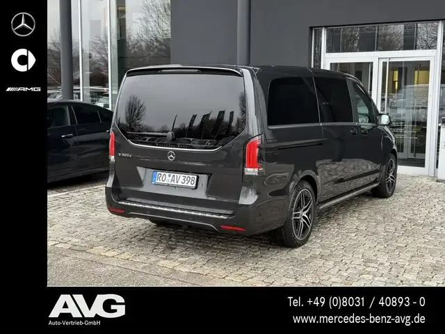Mercedes-Benz V 300