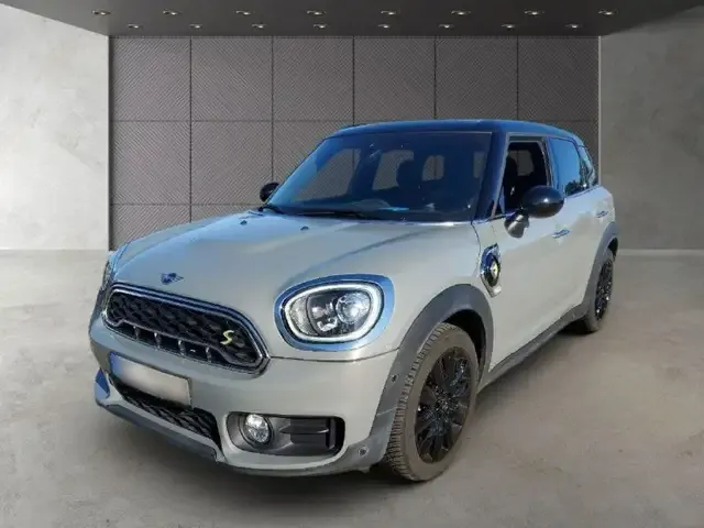 MINI Cooper SE Countryman