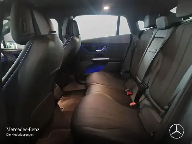 Mercedes-Benz EQE 300