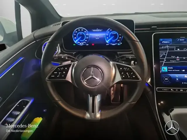 Mercedes-Benz EQE 300