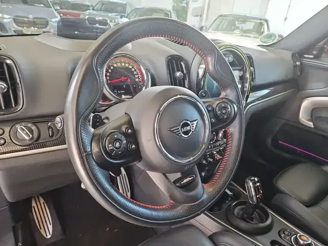 MINI John Cooper Works Countryman