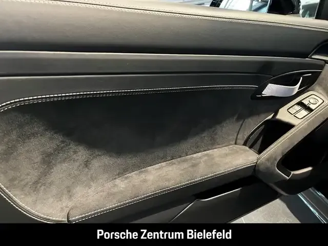 Porsche 718 Spyder