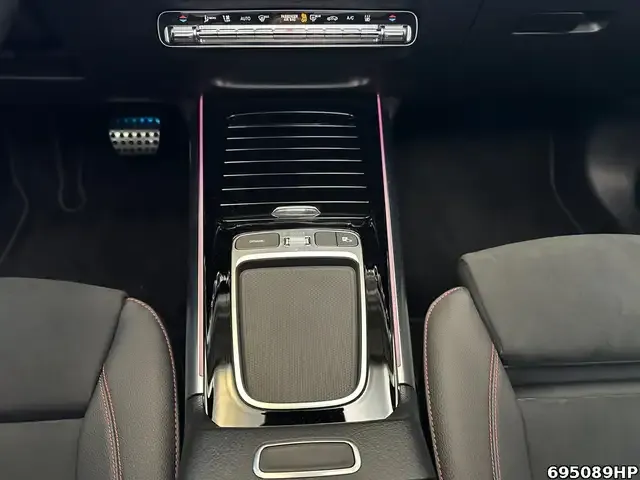 Mercedes-Benz EQA 300