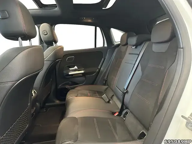 Mercedes-Benz EQA 300