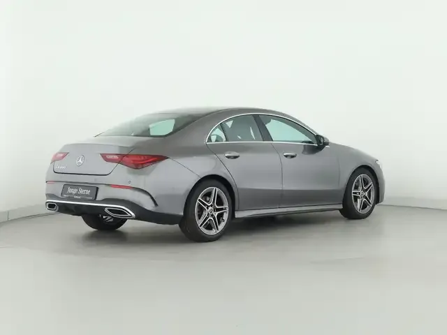 Mercedes-Benz CLA 200