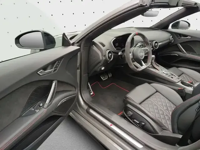 Audi TTS