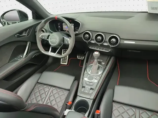 Audi TTS