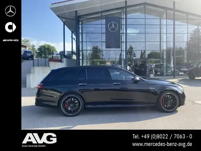 Mercedes-Benz E 63 AMG