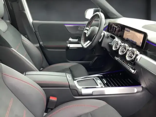 Mercedes-Benz GLB 200