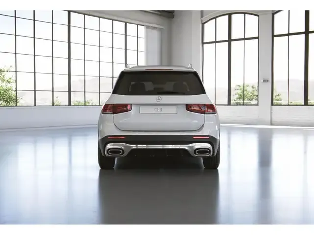 Mercedes-Benz GLB 200