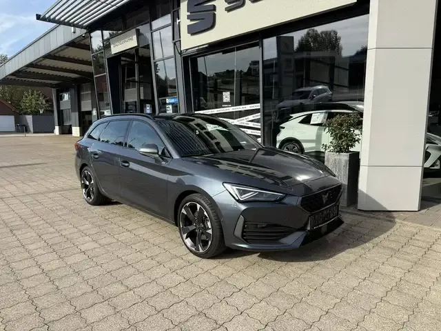 CUPRA Leon