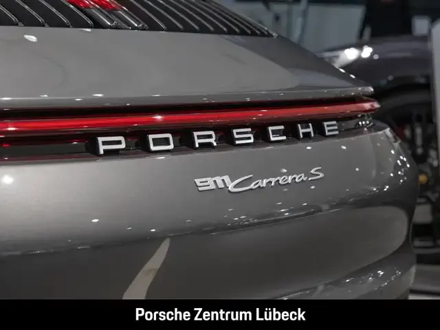 Porsche 992