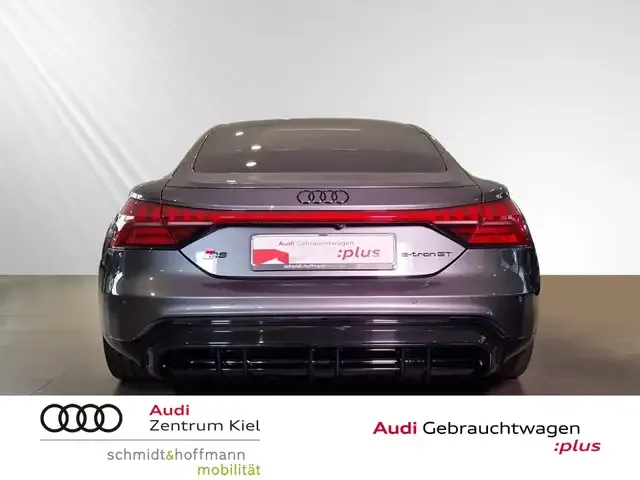 Audi RS e-tron GT