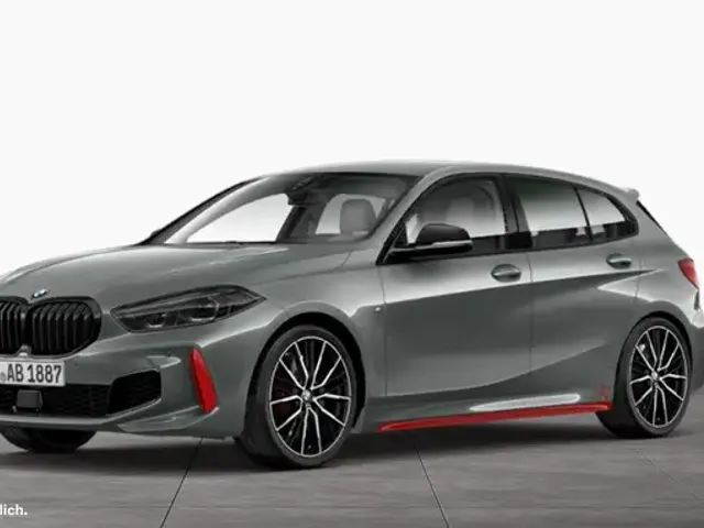 BMW 128