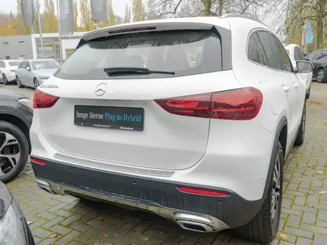 Mercedes-Benz GLA 250