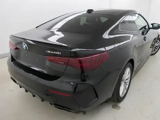 BMW 440