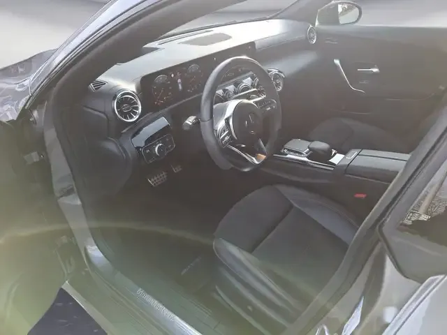 Mercedes-Benz Sonstiges