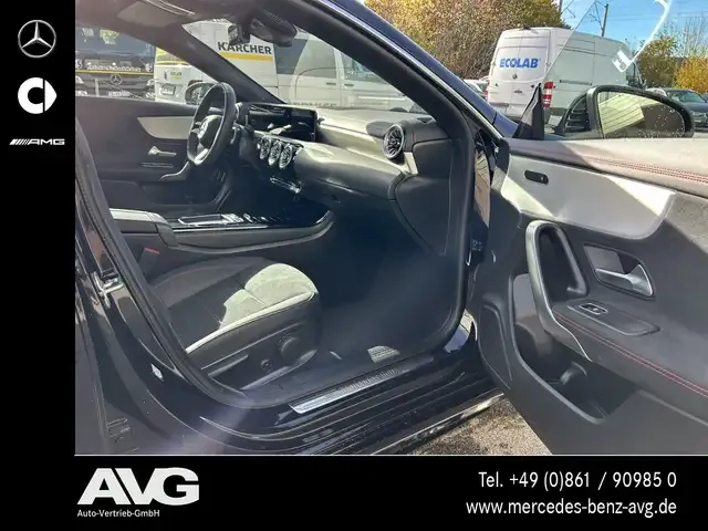 Mercedes-Benz CLA 220