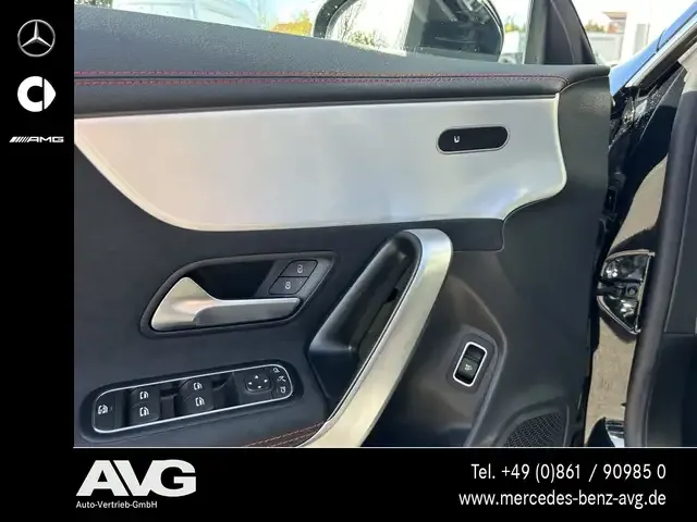 Mercedes-Benz CLA 220