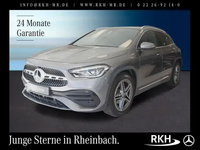 Mercedes-Benz GLA 200