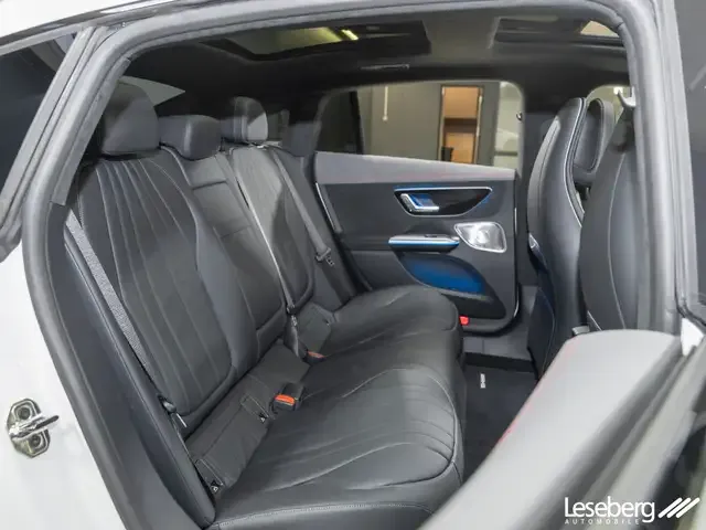 Mercedes-Benz EQE 300