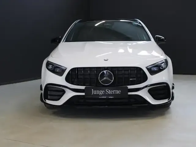 Mercedes-Benz A 45 AMG