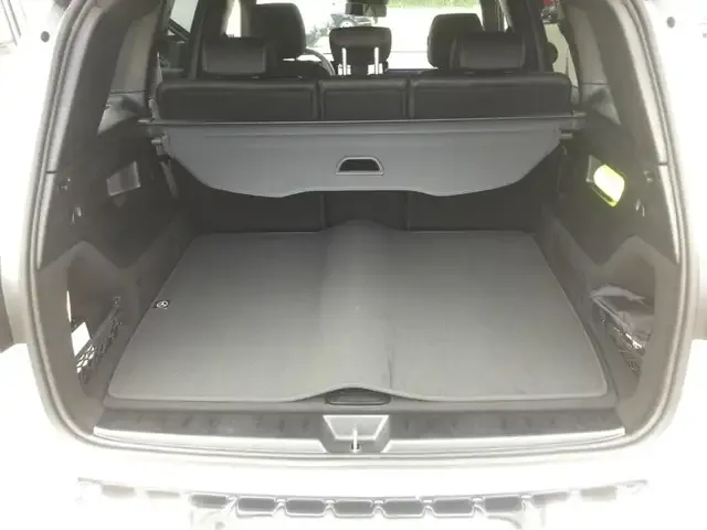 Mercedes-Benz GLB 180