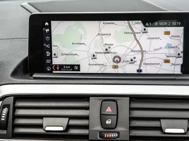 BMW 230