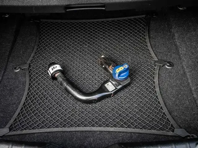 BMW 230