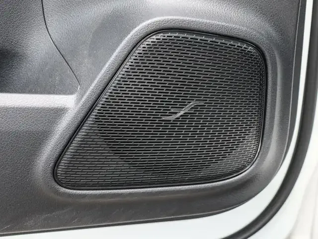 Mercedes-Benz EQB 300