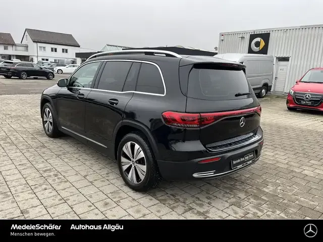 Mercedes-Benz EQB 350
