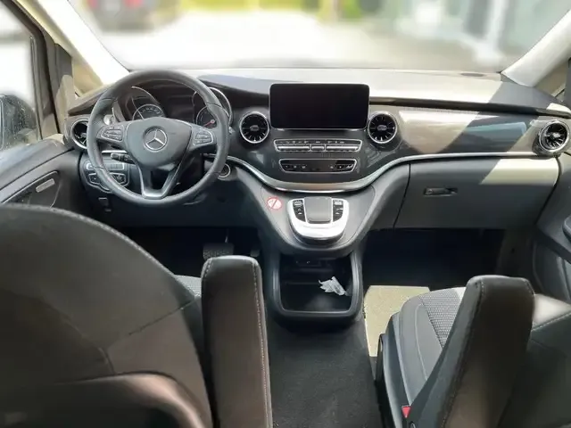 Mercedes-Benz EQV 300
