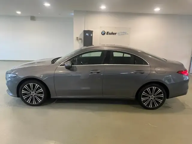 Mercedes-Benz CLA 180