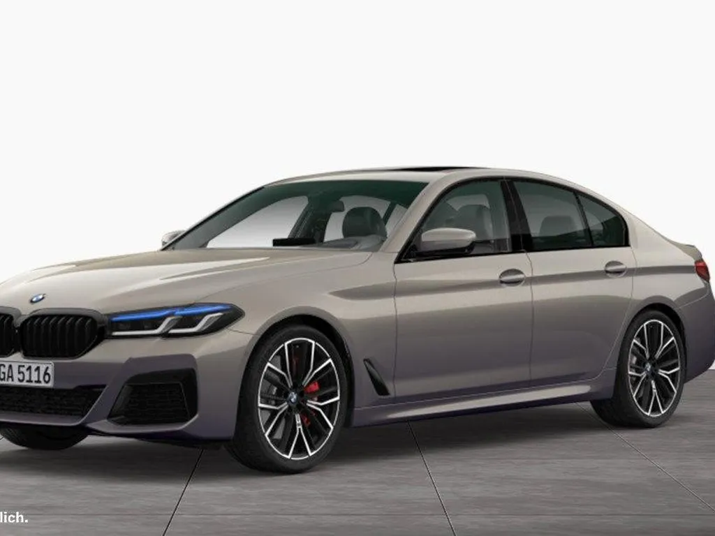 BMW M550