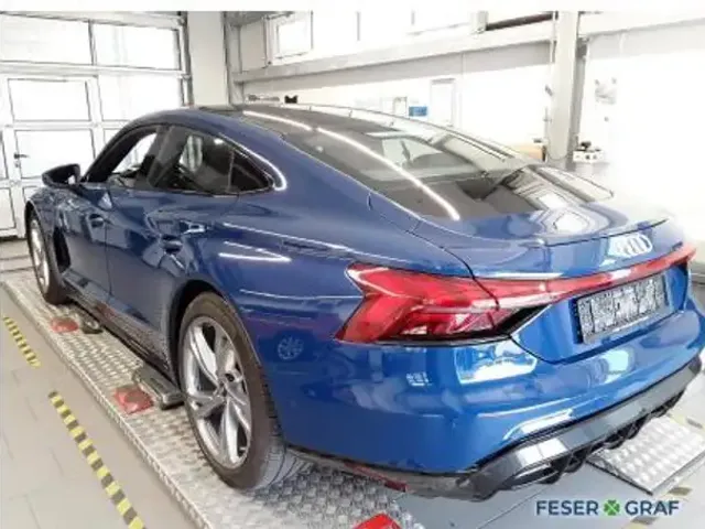 Audi e-tron GT