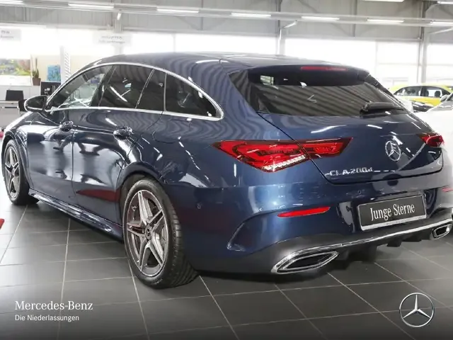 Mercedes-Benz CLA 200