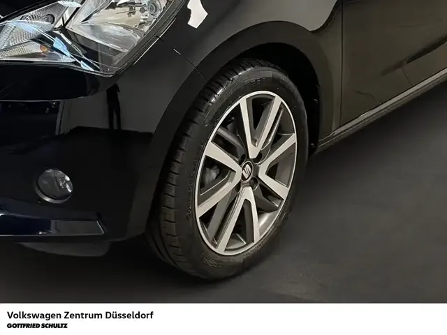 SEAT Mii