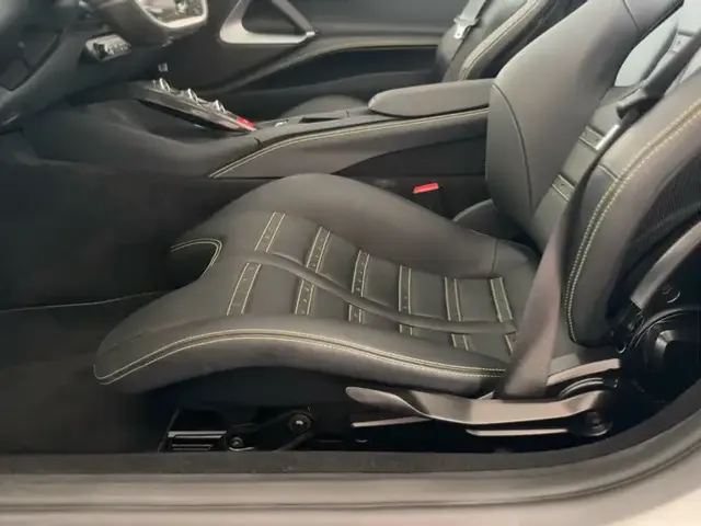 Ferrari 812
